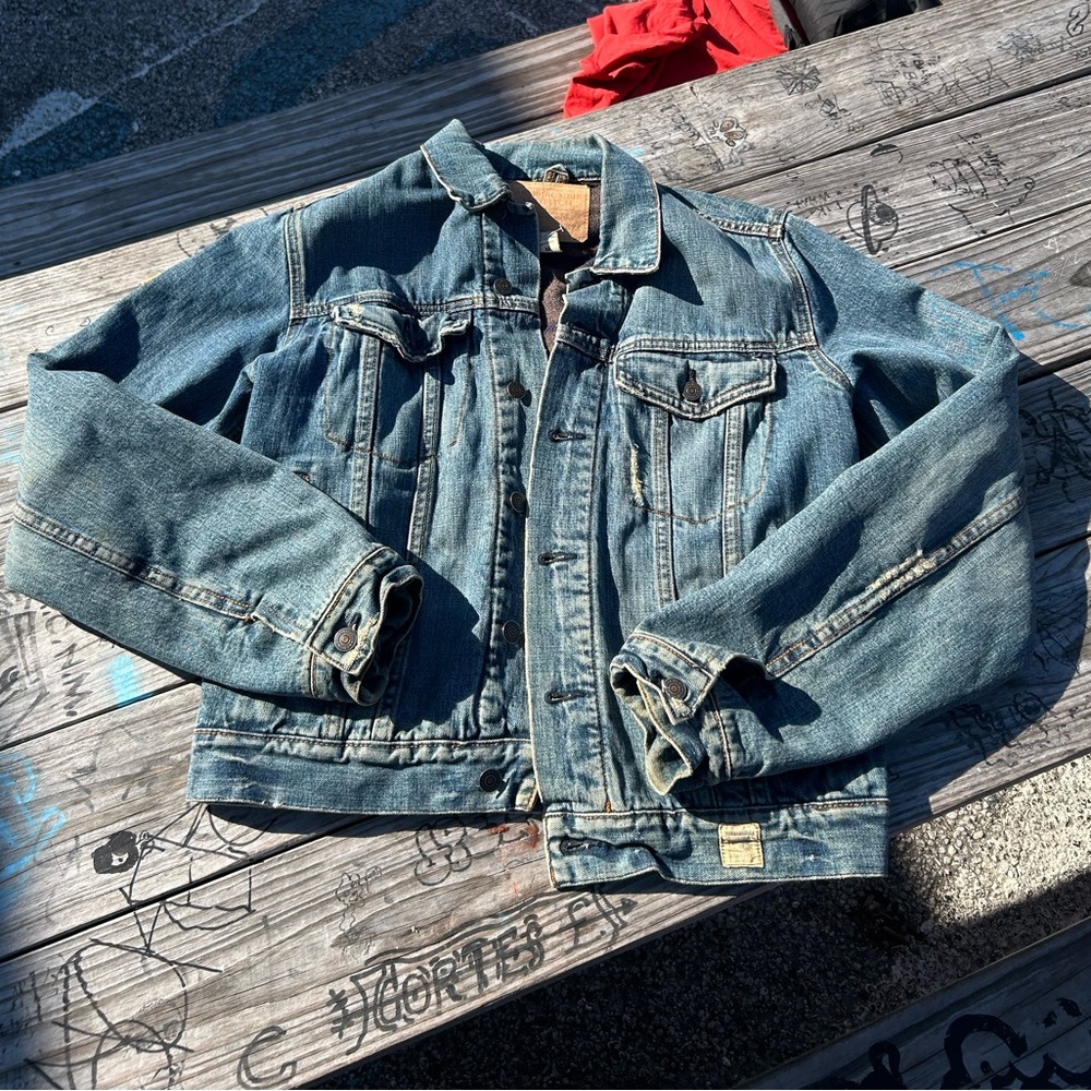Vintage Abercrombie & Fitch Blue Denim Trucker Jacket Men’s medium Rare
